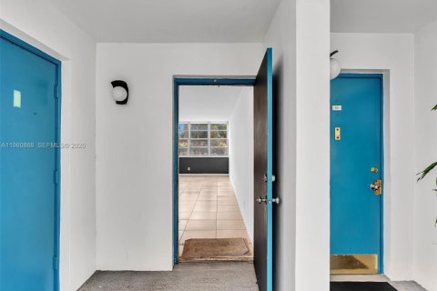 Condominio en venta en Plantation, Florida, 2 dormitorios, 101.26 m2 № 2023744 - foto 5