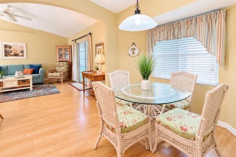 Villa ou maison à vendre à North Port, Floride: 3 chambres, 131.92 m2 № 2395629 - photo 6