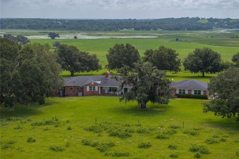 Villa ou maison à vendre à Dade City, Floride: 5 chambres, 385.36 m2 № 1754699 - photo 1