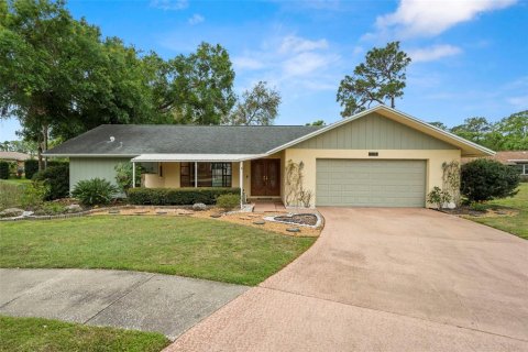 Villa ou maison à vendre à Palm Harbor, Floride: 3 chambres, 191.56 m2 № 1609239 - photo 2