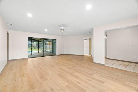 Villa ou maison à vendre à Palm Harbor, Floride: 3 chambres, 191.56 m2 № 1609239 - photo 22