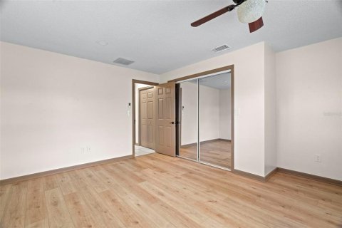 Villa ou maison à vendre à Palm Harbor, Floride: 3 chambres, 191.56 m2 № 1609239 - photo 15