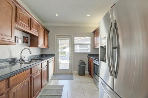 House in Fort Lauderdale, Florida 6 bedrooms, 325.16 sq.m. № 2158169 - photo 10