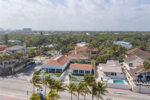 House in Fort Lauderdale, Florida 6 bedrooms, 325.16 sq.m. № 2158169 - photo 5