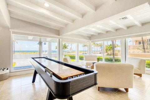 House in Fort Lauderdale, Florida 6 bedrooms, 325.16 sq.m. № 2158169 - photo 24
