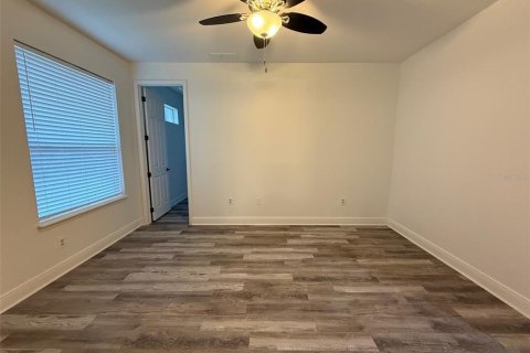 House in Sanford, Florida 4 bedrooms, 316.61 sq.m. № 1848497 - photo 23