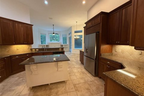 House in Sanford, Florida 4 bedrooms, 316.61 sq.m. № 1848497 - photo 9