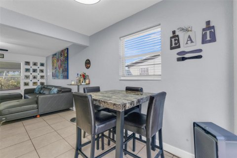 House in Fort Lauderdale, Florida 3 bedrooms, 101.45 sq.m. № 1783939 - photo 26
