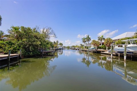 Villa ou maison à vendre à Anna Maria, Floride: 4 chambres, 233.37 m2 № 2404893 - photo 4