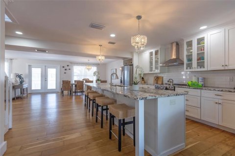 Villa ou maison à vendre à Anna Maria, Floride: 4 chambres, 233.37 m2 № 2404893 - photo 10