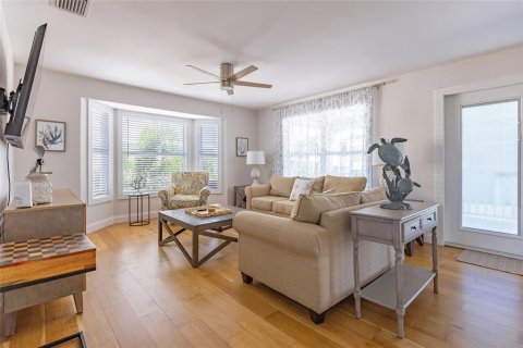 Villa ou maison à vendre à Anna Maria, Floride: 4 chambres, 233.37 m2 № 2404893 - photo 15
