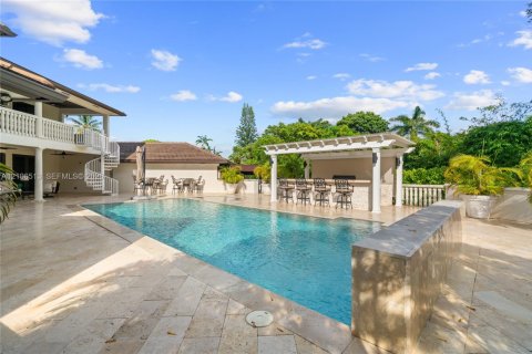 Villa ou maison à vendre à Pinecrest, Floride: 6 chambres, 556.58 m2 № 2418011 - photo 18