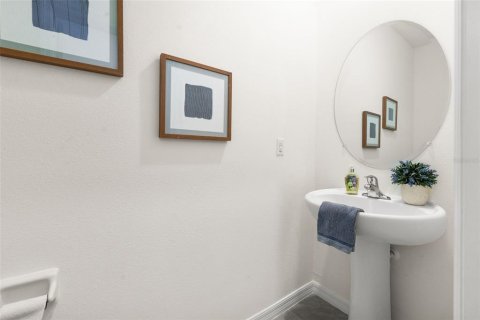 Touwnhouse à vendre à Newberry, Floride: 3 chambres, 157 m2 № 2359295 - photo 4