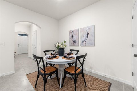 Touwnhouse à vendre à Newberry, Floride: 3 chambres, 157 m2 № 2359295 - photo 6