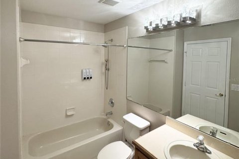 Villa ou maison à vendre à Kissimmee, Floride: 4 chambres, 165.18 m2 № 2228291 - photo 21