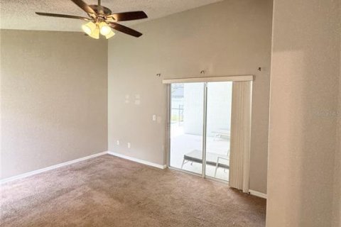 Villa ou maison à vendre à Kissimmee, Floride: 4 chambres, 165.18 m2 № 2228291 - photo 7