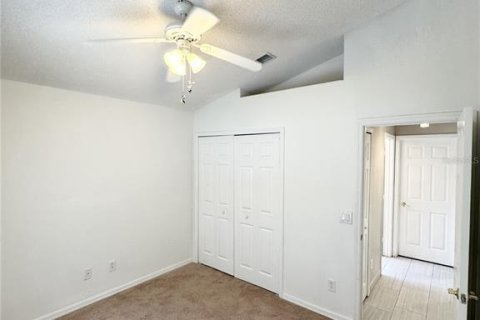 Villa ou maison à vendre à Kissimmee, Floride: 4 chambres, 165.18 m2 № 2228291 - photo 17