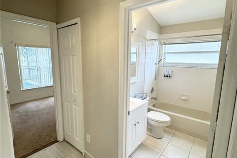 Villa ou maison à vendre à Kissimmee, Floride: 4 chambres, 165.18 m2 № 2228291 - photo 14