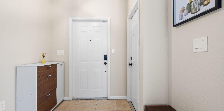 Adosado en Tamarac, Florida 3 dormitorios, 132.66 m2 № 1227670