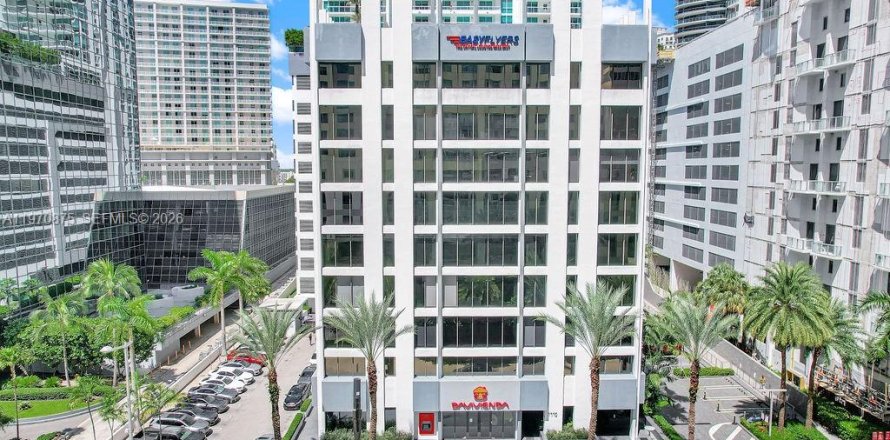 Immobilier commercial à Miami, Floride № 2031189