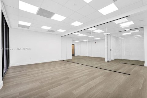 Immobilier commercial à vendre à Miami, Floride № 2031189 - photo 14