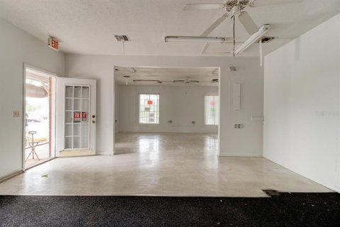 Commercial property in Deltona, Florida 414.34 sq.m. № 1110903 - photo 16