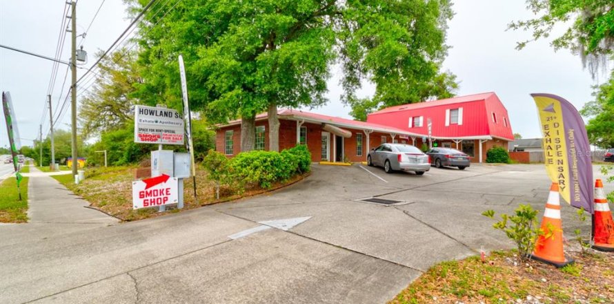 Commercial property in Deltona, Florida 414.34 sq.m. № 1110903