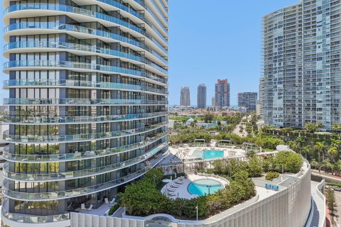 Condo in Miami Beach, Florida, 2 bedrooms  № 1729021 - photo 30