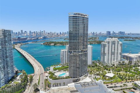 Condo in Miami Beach, Florida, 2 bedrooms  № 1729021 - photo 26