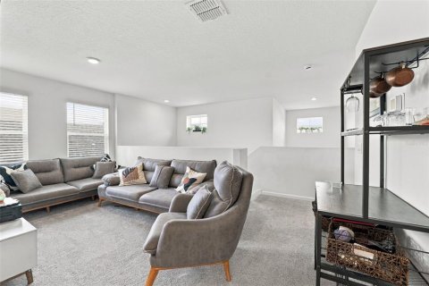 Villa ou maison à vendre à Palm Bay, Floride: 5 chambres, 239.78 m2 № 2416293 - photo 28