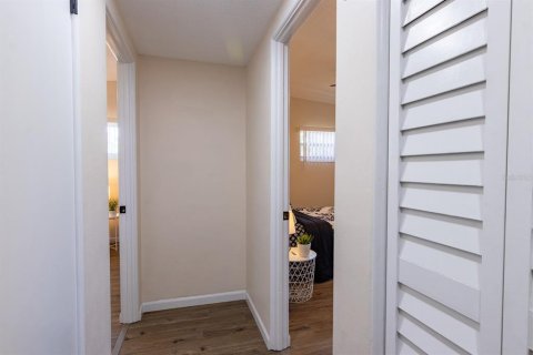 Villa ou maison à vendre à Bradenton, Floride: 2 chambres, 98.85 m2 № 1865984 - photo 19