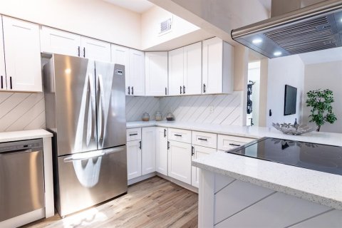Villa ou maison à vendre à Bradenton, Floride: 2 chambres, 98.85 m2 № 1865984 - photo 8