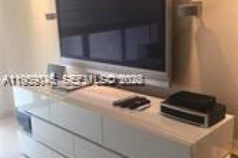 Copropriété à louer à Sunny Isles Beach, Floride: 3 chambres, 150.78 m2 № 2023573 - photo 12