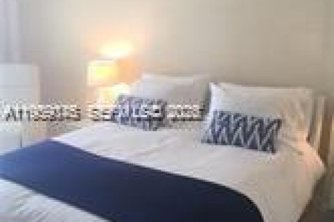 Copropriété à louer à Sunny Isles Beach, Floride: 3 chambres, 150.78 m2 № 2023573 - photo 22