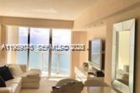 Copropriété à louer à Sunny Isles Beach, Floride: 3 chambres, 150.78 m2 № 2023573 - photo 14