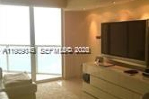 Copropriété à louer à Sunny Isles Beach, Floride: 3 chambres, 150.78 m2 № 2023573 - photo 11