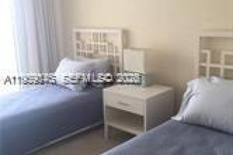 Copropriété à louer à Sunny Isles Beach, Floride: 3 chambres, 150.78 m2 № 2023573 - photo 27