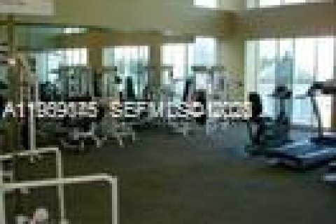 Copropriété à louer à Sunny Isles Beach, Floride: 3 chambres, 150.78 m2 № 2023573 - photo 6