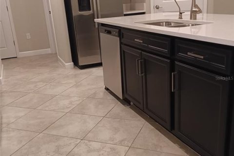 Adosado en venta en San Antonio, Florida, 2 dormitorios, 162.3 m2 № 2104805 - foto 4
