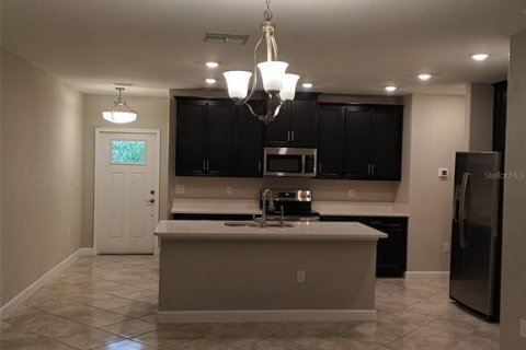 Adosado en venta en San Antonio, Florida, 2 dormitorios, 162.3 m2 № 2104805 - foto 8