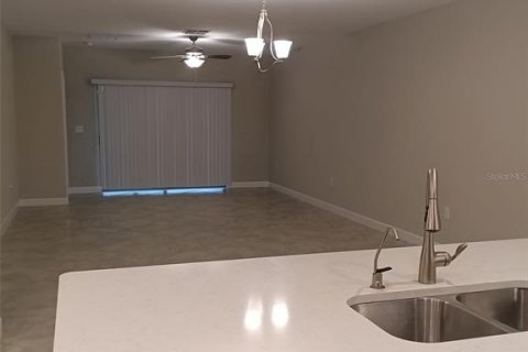 Adosado en venta en San Antonio, Florida, 2 dormitorios, 162.3 m2 № 2104805 - foto 7