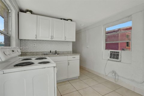 Immobilier commercial à louer à Oakland Park, Floride: 129.97 m2 № 2070343 - photo 6