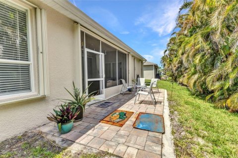 Villa ou maison à vendre à Punta Gorda, Floride: 3 chambres, 194.63 m2 № 1803089 - photo 8