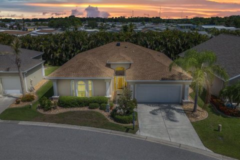 Villa ou maison à vendre à Punta Gorda, Floride: 3 chambres, 194.63 m2 № 1803089 - photo 1