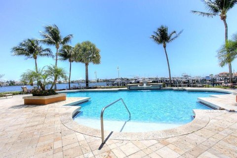 Condominio en venta en Hypoluxo, Florida, 2 dormitorios, 85.66 m2 № 2181843 - foto 14