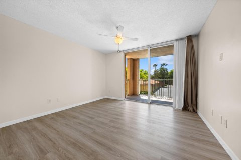 Condominio en venta en Hypoluxo, Florida, 2 dormitorios, 85.66 m2 № 2181843 - foto 2