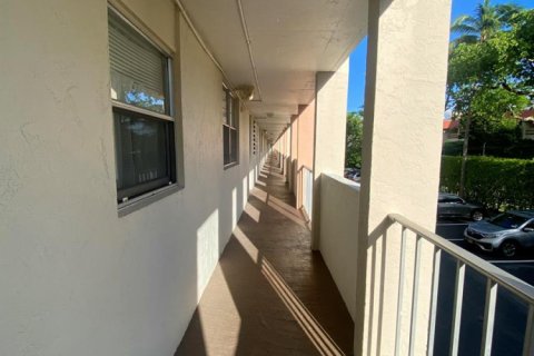 Condominio en alquiler en Fort Lauderdale, Florida, 1 dormitorio, 75.62 m2 № 2087818 - foto 13