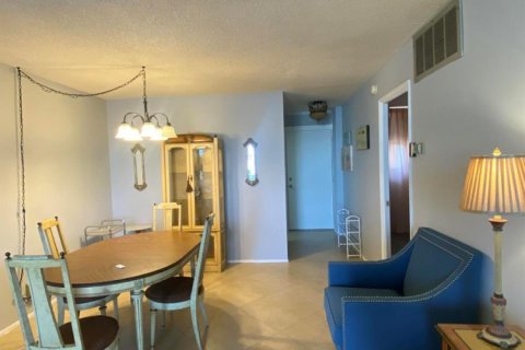Condominio en alquiler en Fort Lauderdale, Florida, 1 dormitorio, 75.62 m2 № 2087818 - foto 4