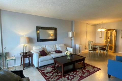 Condominio en alquiler en Fort Lauderdale, Florida, 1 dormitorio, 75.62 m2 № 2087818 - foto 6