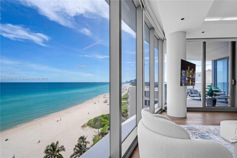 Condominio en venta en Sunny Isles Beach, Florida, 4 dormitorios, 297.66 m2 № 1865193 - foto 25